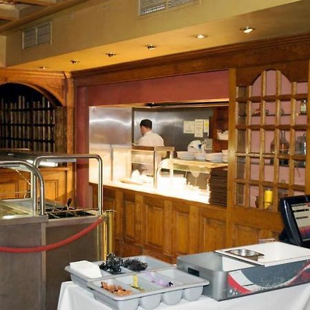Island View Hotel 马拉海德 外观 照片